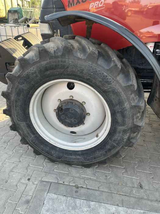Case MXU 135 PRO  Maxxum