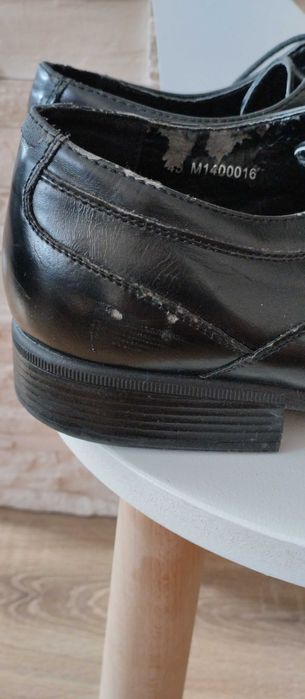 Buty eleganckie na wiązanie męskie czarne r.45