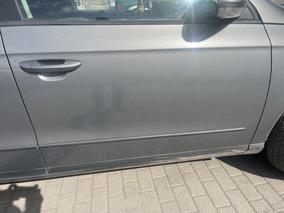 Passat B6 combi drzwi przód tył kolor szary LA7T