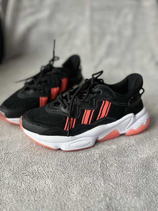 Кросівки adidas Ozweego
