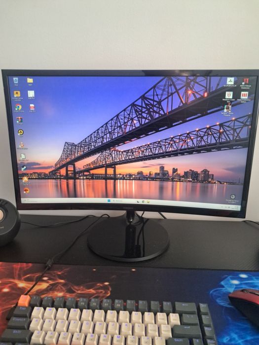 Monitor gamingowy Samsung 24 cale full hd 75 Hz zakrzywiony okazja!