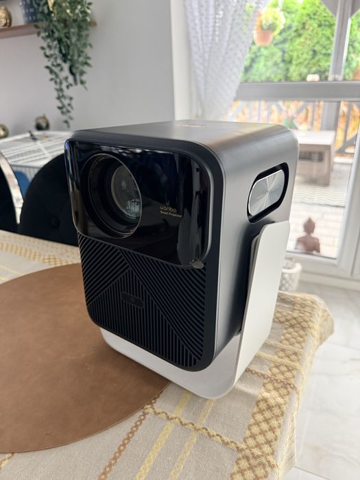 Projektor Wanbo Mozart 1 Pro Full HD + stojak gimbal WBBA04