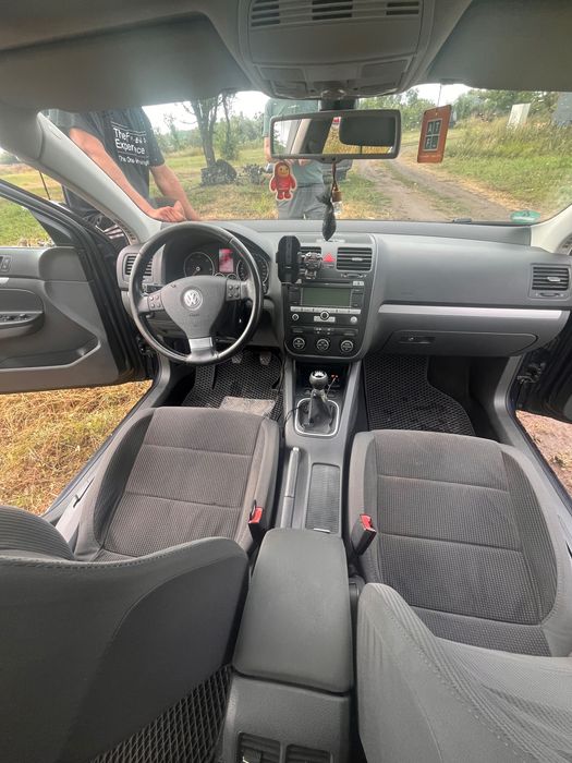 Volkswagen Golf V