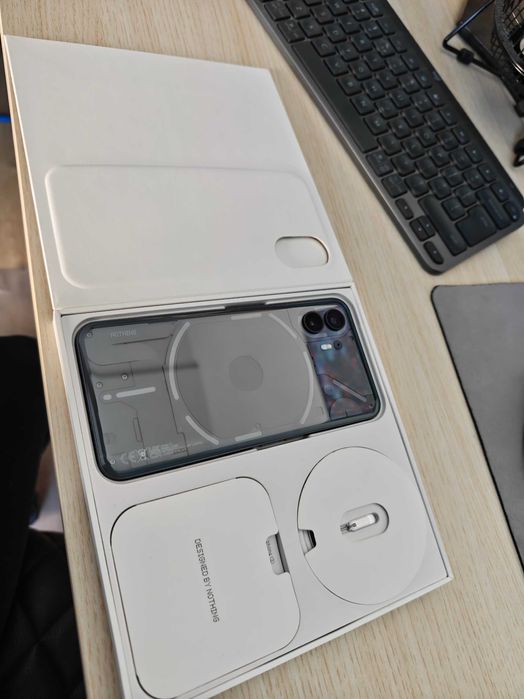 Nothing Phone 2 - Dark Grey / 12+256GB - świeżo po serwisie