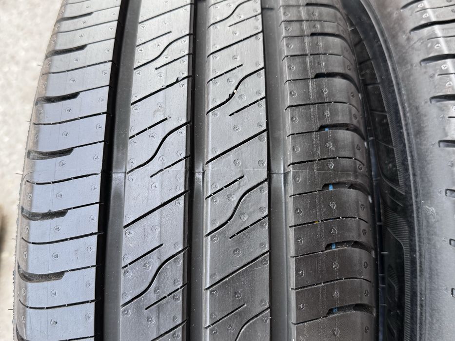 NOWE Goodyear 215/65/16C opony letnie komplet