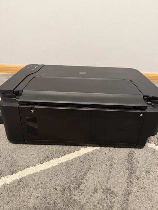 Принтер Canon ..