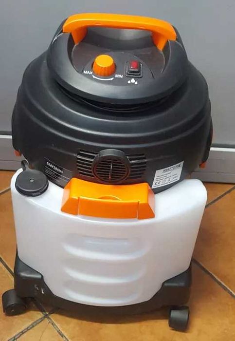 Пилосос миючий(Польща). Пилосос для хімчистки вдома. Миючий пилосос.