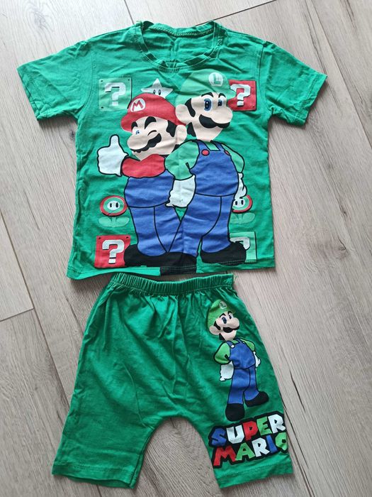 Koszulka + spodenki  Mario 92/98