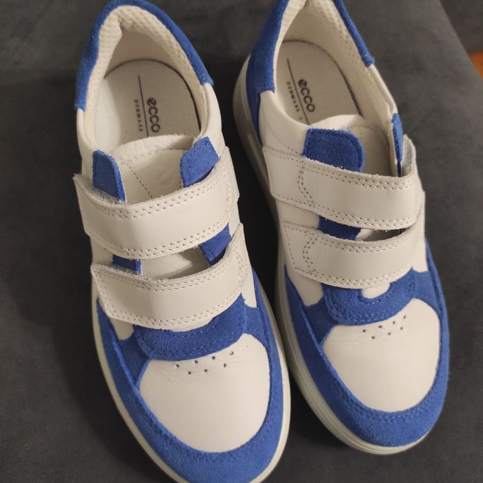 Кеди для хлопчика ECCO нові.