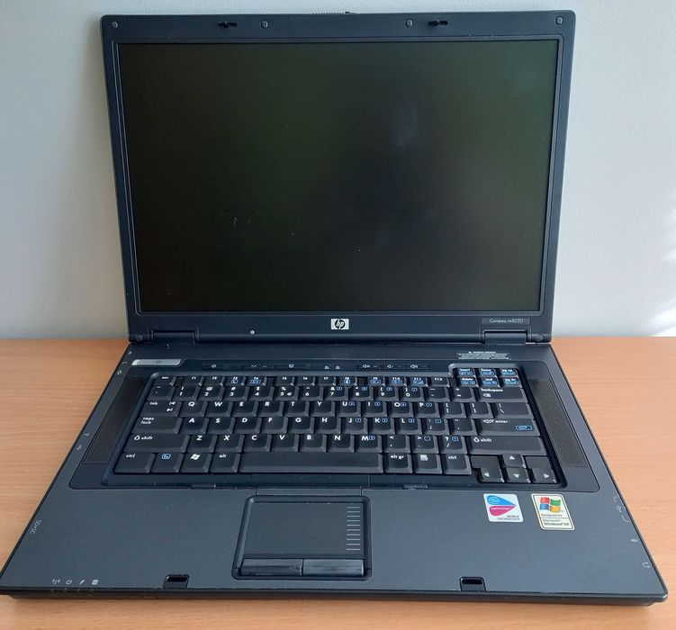 Laptop HP NX-8220