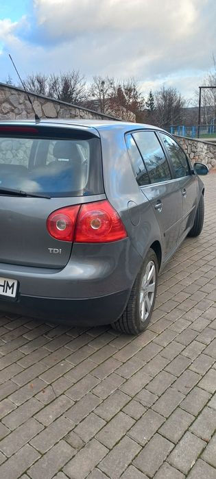 Volkswagen golf 5/ 1.9 tdi