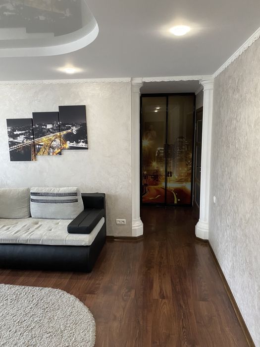 Квартира студія подобово
