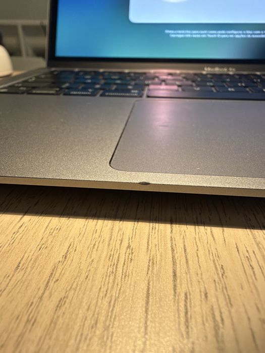 Macbook air M1 8Gb ram e 256gb de memoria