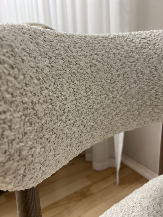 Продам Стілець  дуб для кухні,вітальні 6 шт