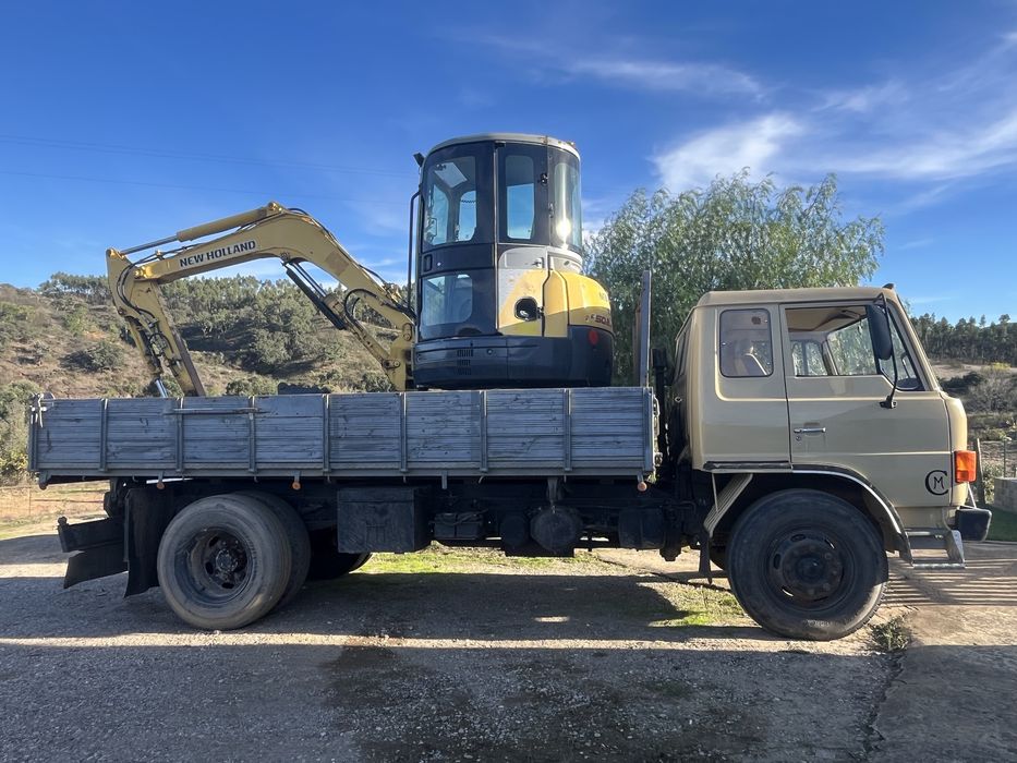 Serviço de giratória e movimentos de terras