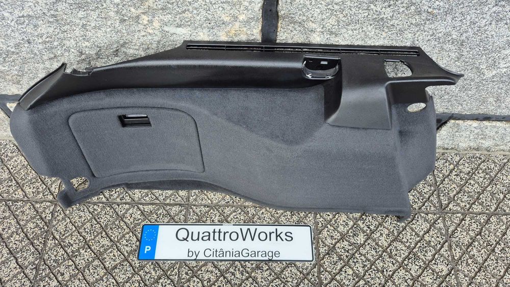 AUDI A4 B5 (8D) Avant - Quartela da Mala esquerda em MUITO BOM ESTADO*
