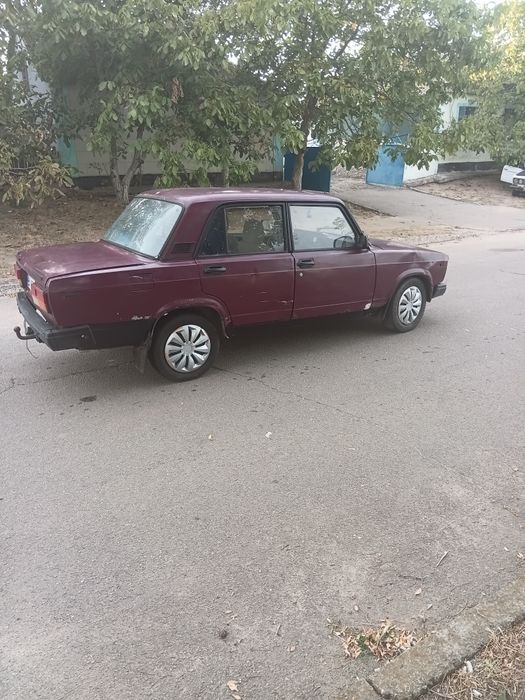 продаю ваз 2107 2004 года