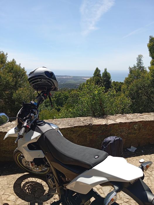 Vendo U M..125 com ciliindro 150cc