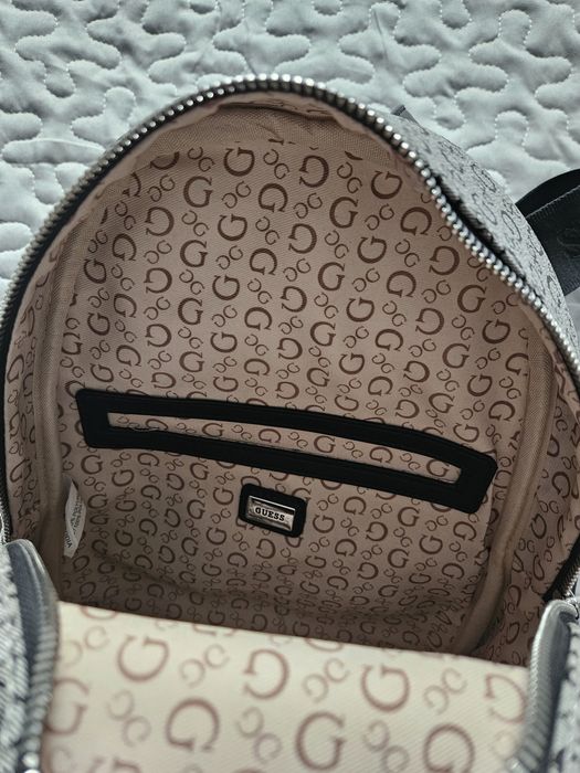 Mały plecak damski Guess, oryginalny