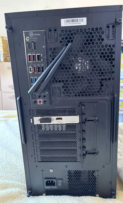 Caixa + AMD Ryzen 5 9600X + Motherboard MSI MAG B650 TOMAHAWK WIFI + Cooler Scythe Mugen 6 + Fonte de Alimentação be quiet! Pure Power 13 M 750W
