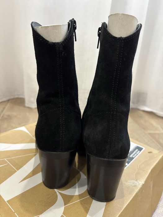 Козаки Zara 38 розмір РЕЗЕРВ