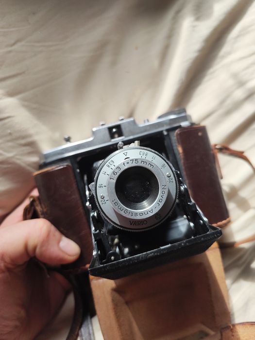 Câmara medio formato zeiss ikon nettar 517/16