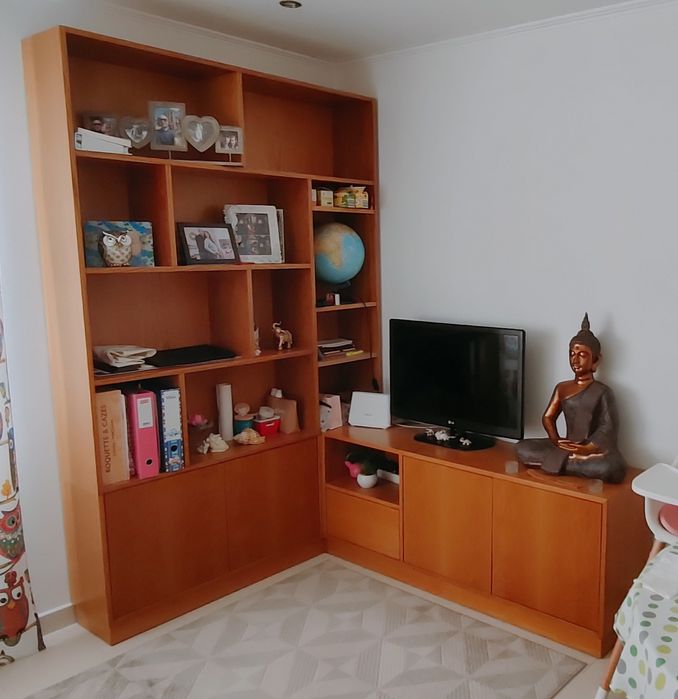 Móvel para TV e estante