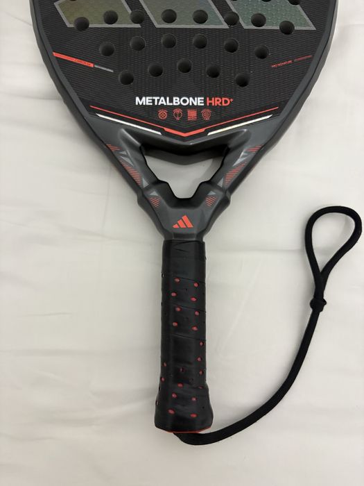 Raquete Adidas Metalbone HDR+ 2026