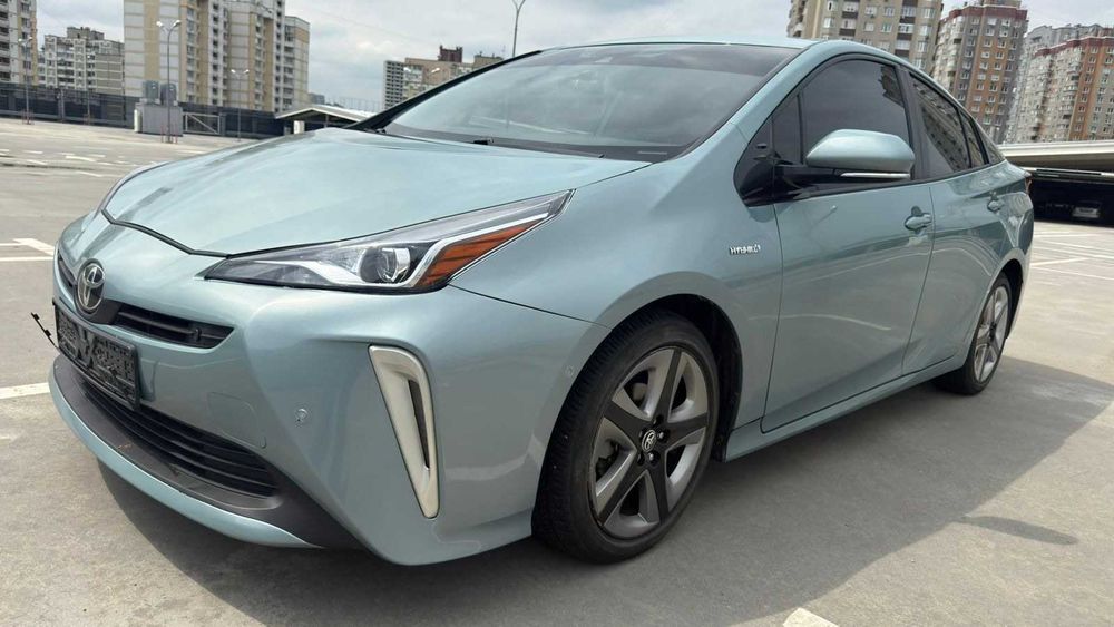 Toyota Prius гібрид