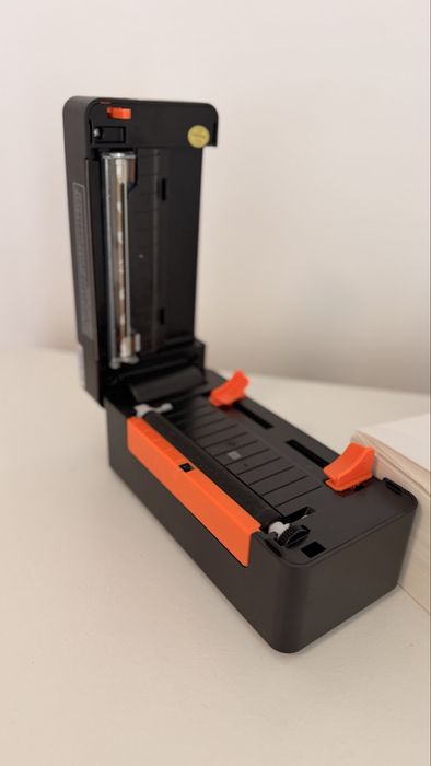 Impressora laser + papeis
