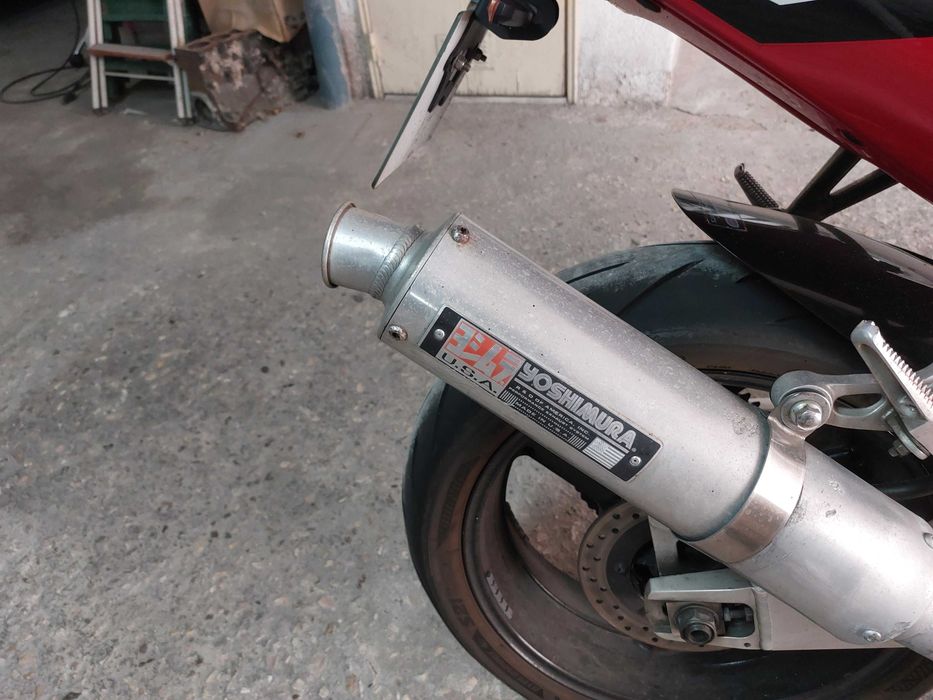 Yamaha yzf r6 2002 só para vender e valor fixo.