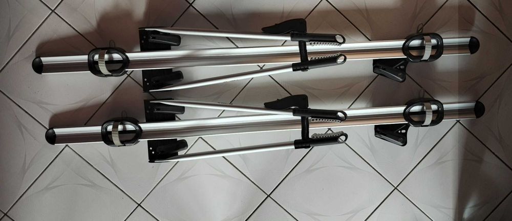 Uchwyt rowerowy na dwa rowery