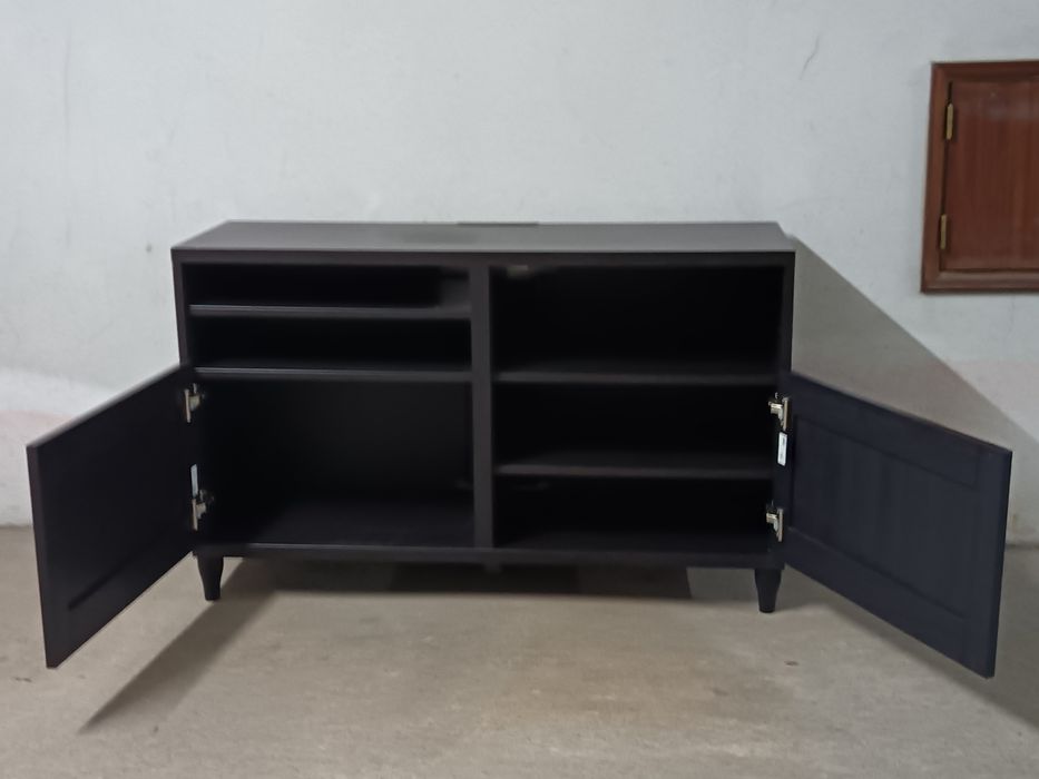 Móvel Madeira de cor preta