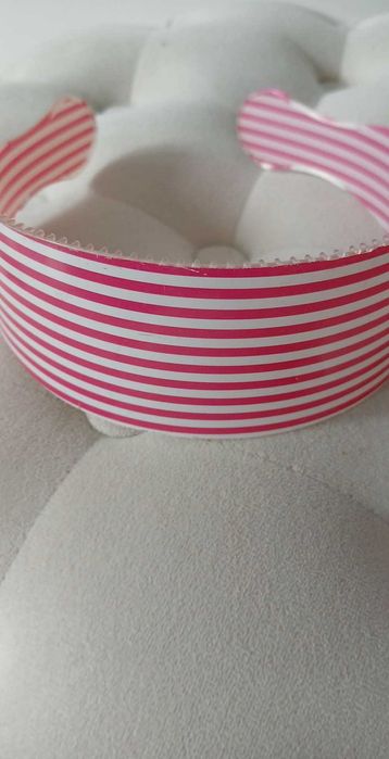 2 plastikowe opaski na głowę