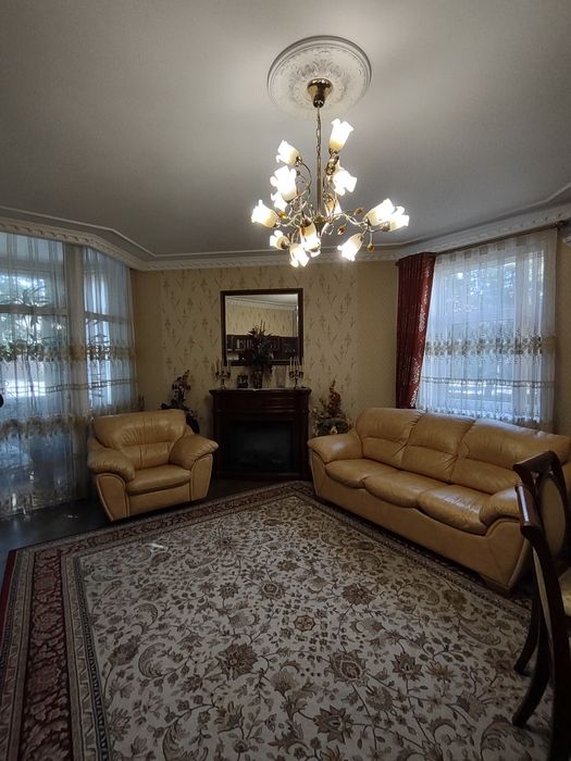 Продаж 3 -кімн новобудови .центр міста Київська