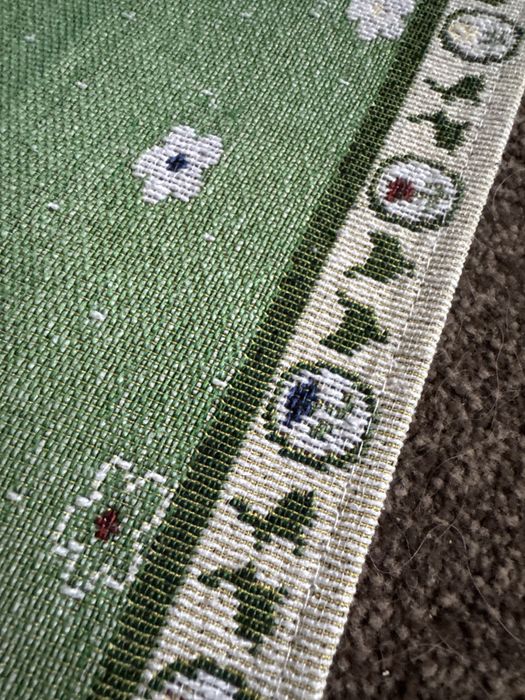 Bieżnik gobelin motywy  wiosenne do prywatnych kolekcji