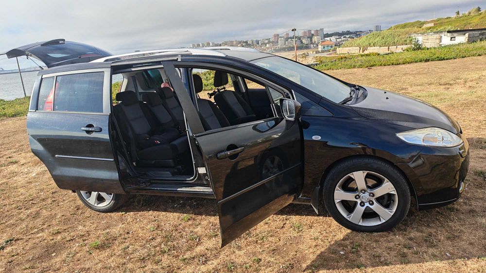 Vendo mazda 5 (Uma máquina) 7lugares