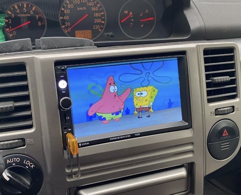 Auto Rádio 2 Din Universal NOVO / GPS / Atende Chamadas / Bluetooth / USB etc