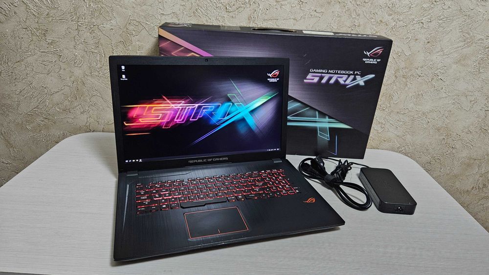 ASUS ROG Strix GL753VE 17.3" | GTX 1050 Ti | 16GB RAM | 1TB SSD Samsung 970 EVO | Stan BDB