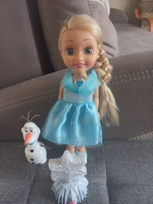 Lalka Elza z Olafem
