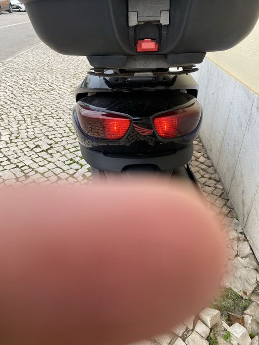 Vendo Honda Forza 250