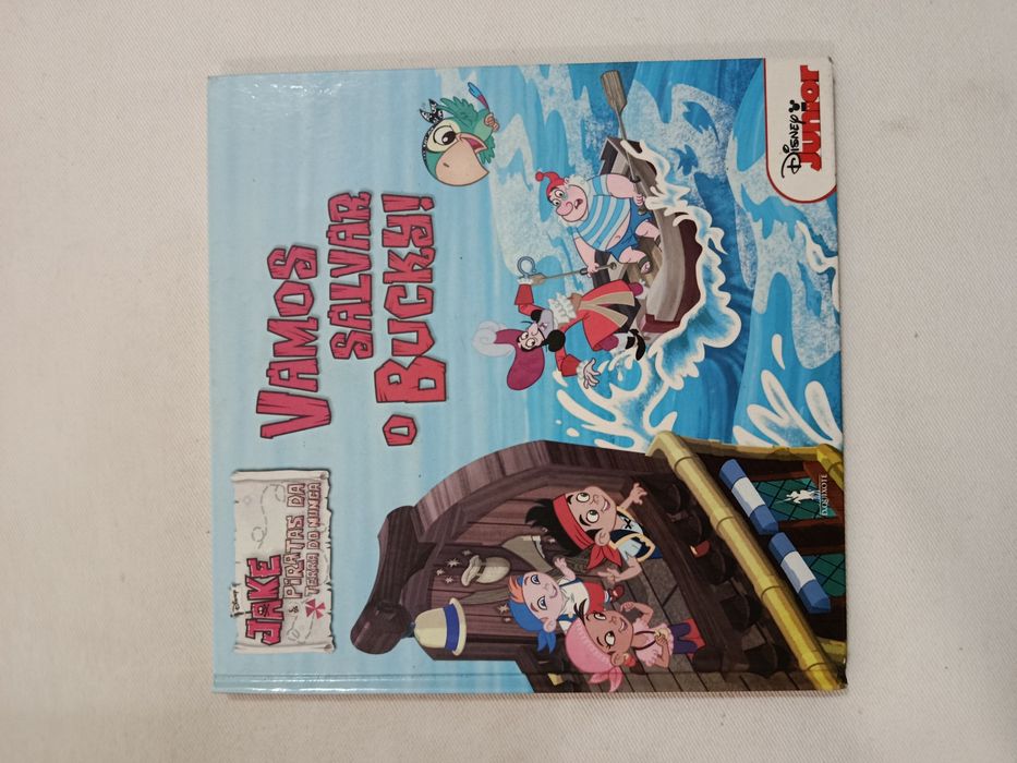 Livro: VAMOS SALVAR O BUCKY !