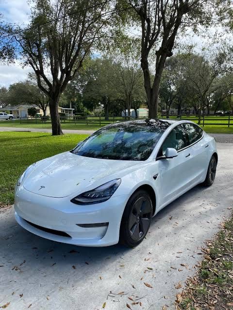 Сдам Tesla Model 3 / Tesla Model Y в аренду