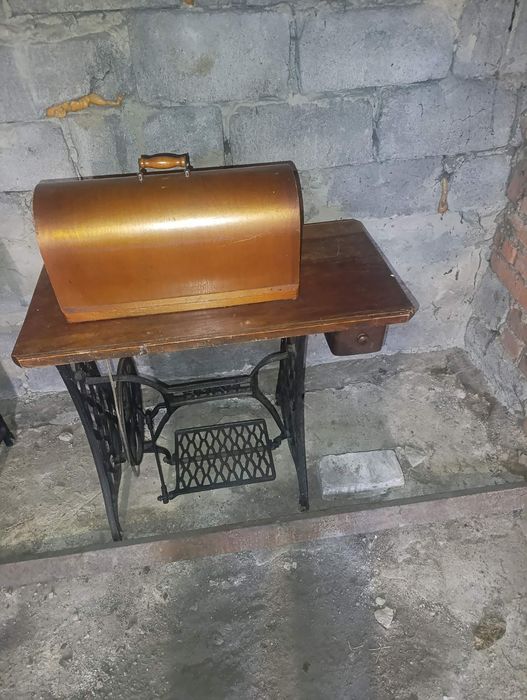 Швейная машинка.