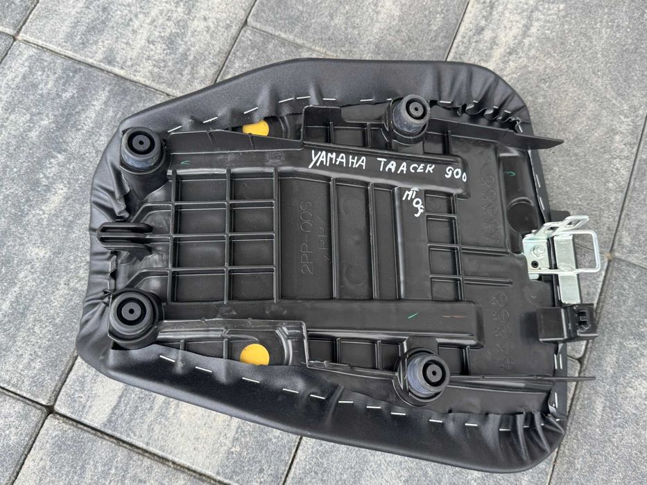 Siedzenie fotel kanapa kierowcy Yamaha MT 09 MT09 MT-09 Tracer