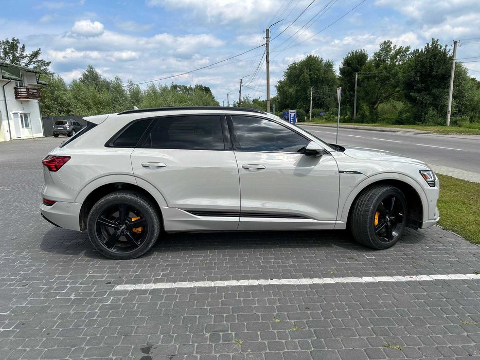 Audi E-Tron 95kWh
