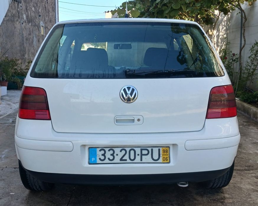 VW Golf VI 1.9 Tdi 98