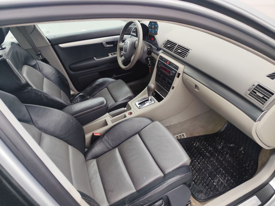 Ауди а 4 б7 2.0 Бензин  Автомат