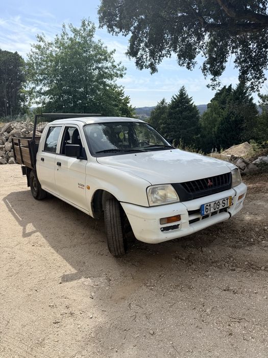 Mitsubishi L200 Pronta a Trabalhar e em Excelente Estado"
