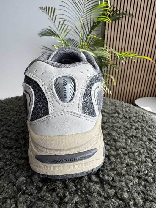 Кросівки: Mizuno Adventure (42-45рр)